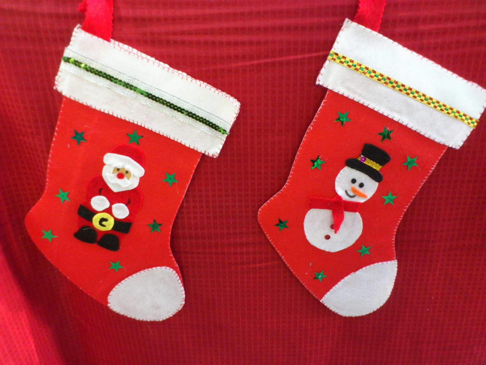 puesta de sol pasajero Predecir Manualidades navideñas: ¡ calcetines de Navidad de fieltro!