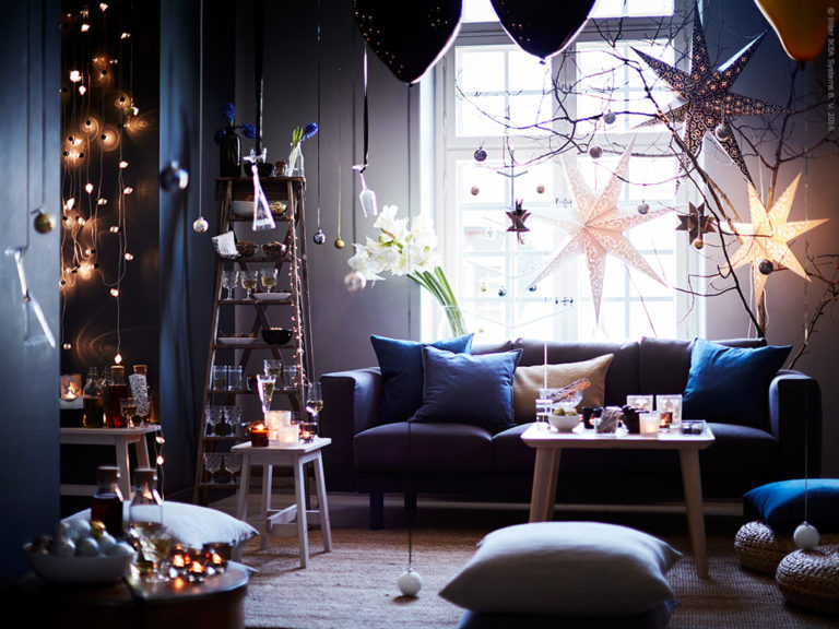 decoración de Navidad online - salón con estrellas