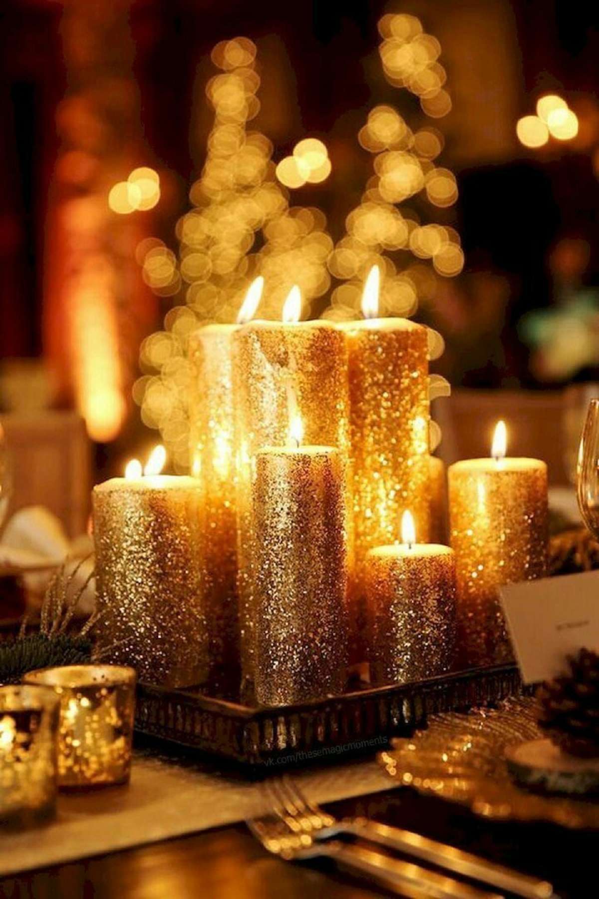 Ideas para hacer centros de mesa navideños con velas 7